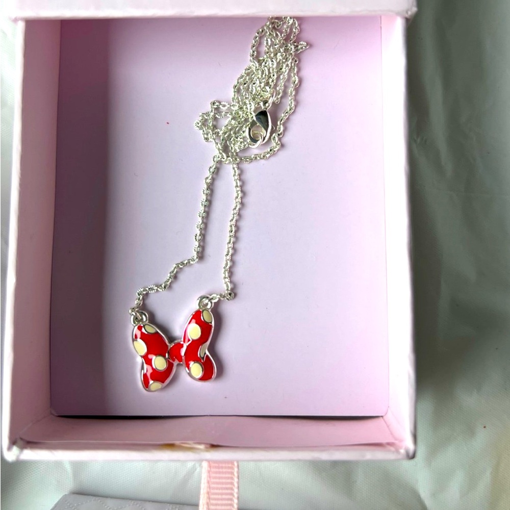 Spark Lane chain & pendant